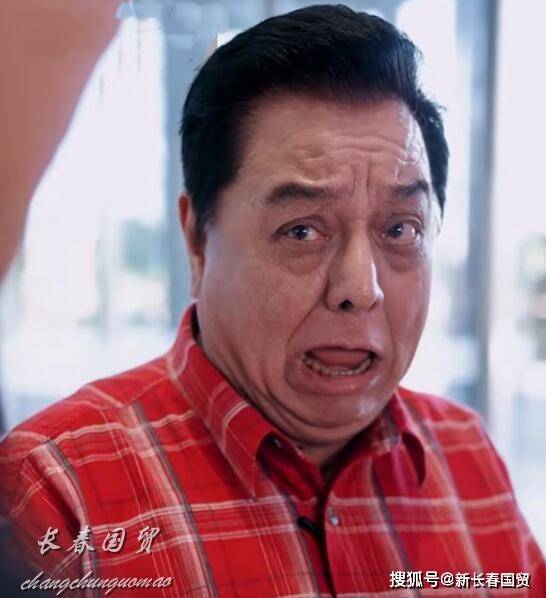 13岁坐科学习相声艺术,出科后,拜相声名家赵振铎先生为师.