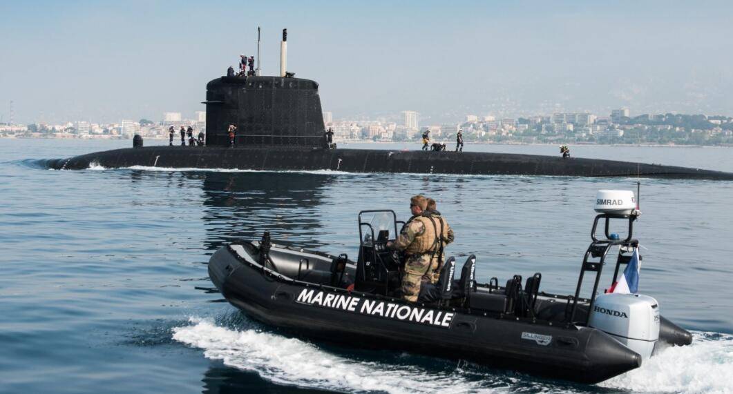 世界上最小的一级核潜艇法国红宝石级袖珍潜艇