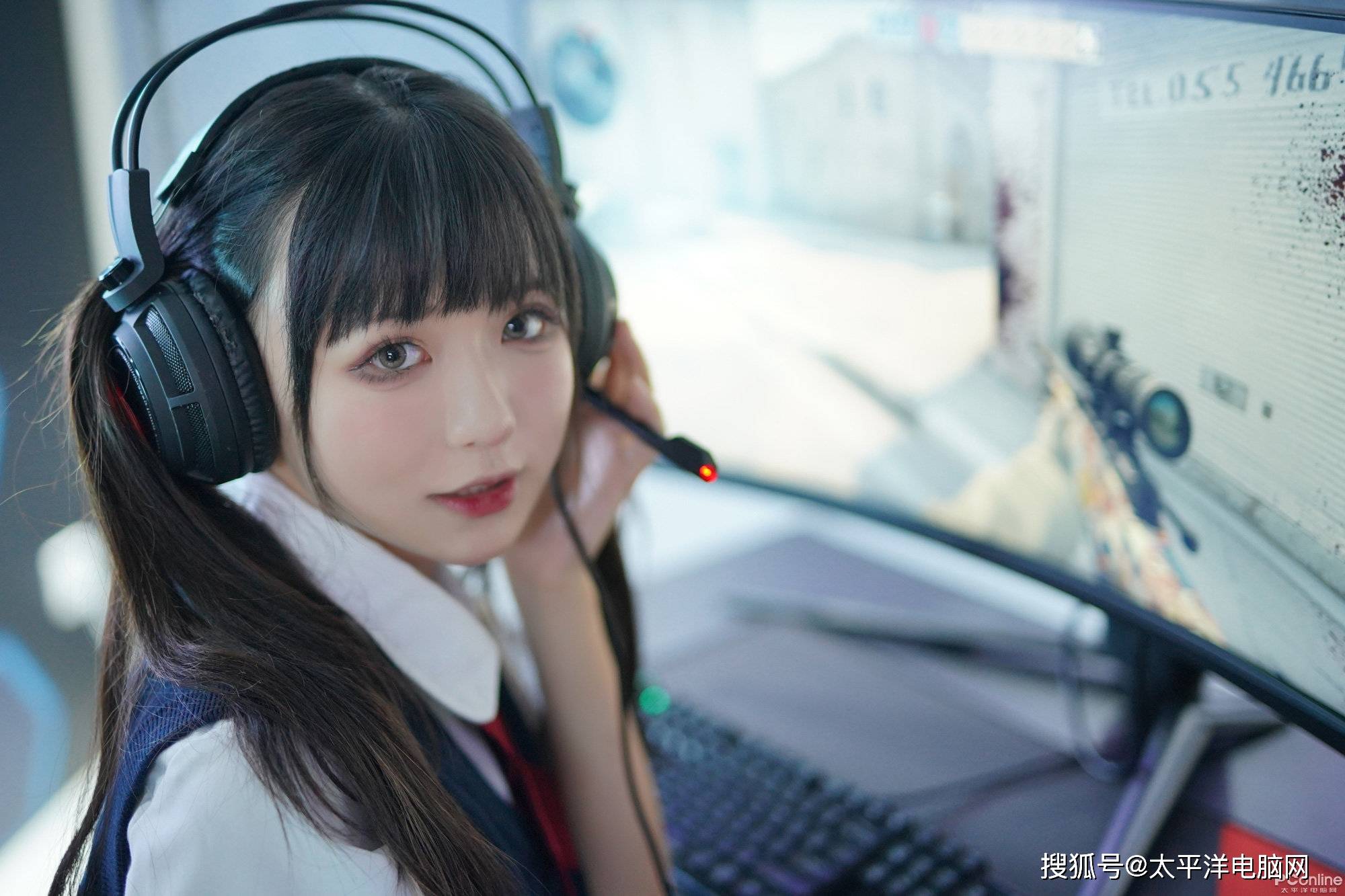 mpg artymis 343cqr月神显示器图赏