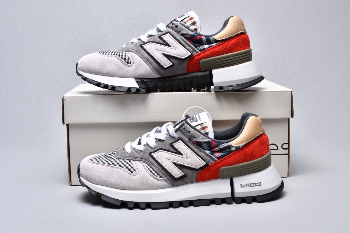 新百 New Balance R C1300 Surplus ABZORB 新百伦复古运动鞋