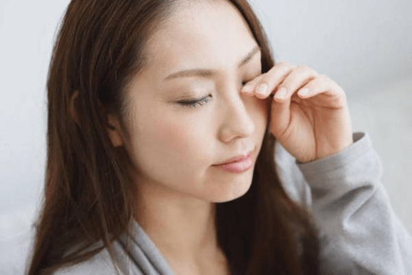 肝脏|肝科医生提醒：晨起出现4表现，多半是肝脏在“求救”！趁早查肝功