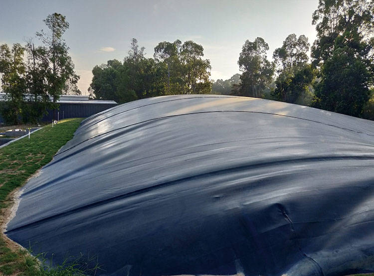黑膜沼气池防渗膜的优点有哪些
