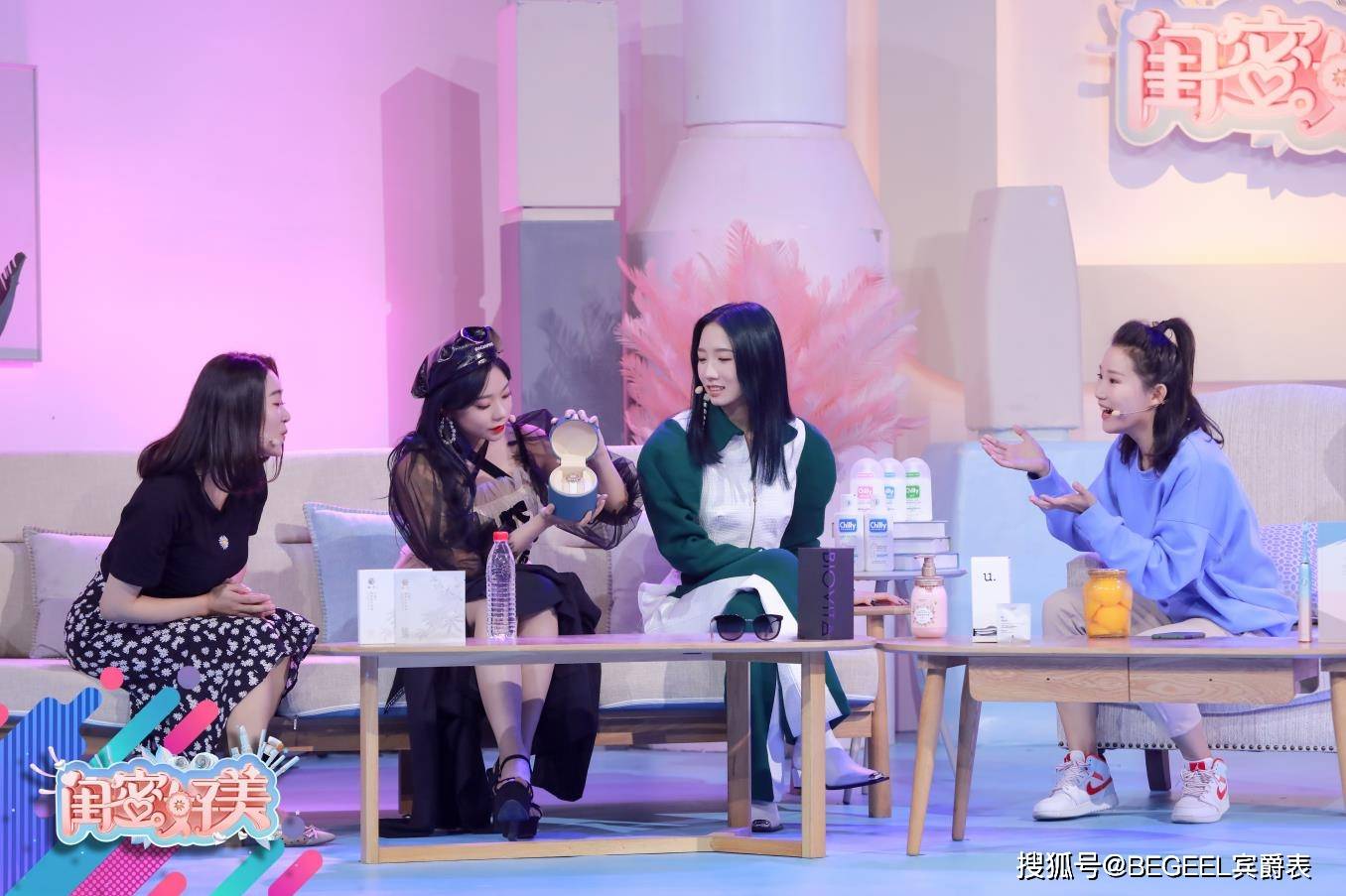 黑色 孟美岐最爱穿西装？驾驭能力太强，轻松穿出女王范