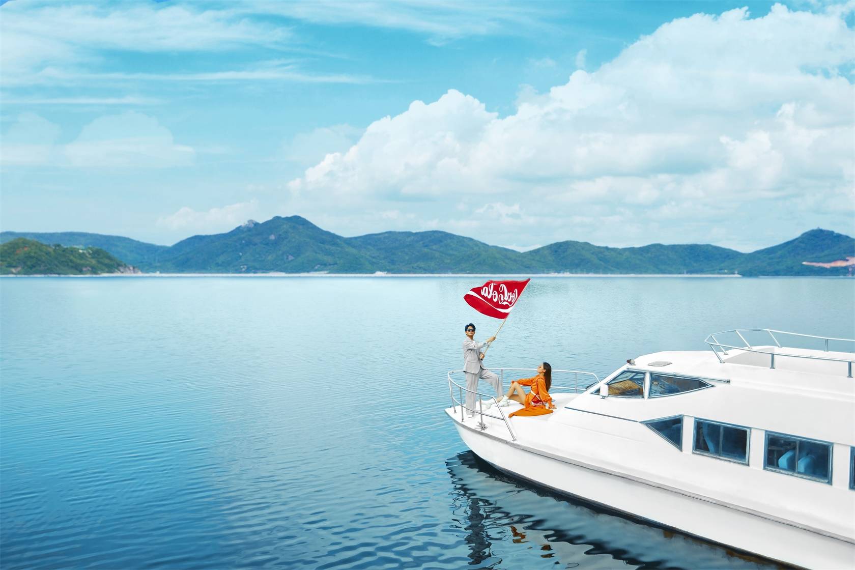 千岛湖旅拍 | 罗曼克游艇_婚纱照