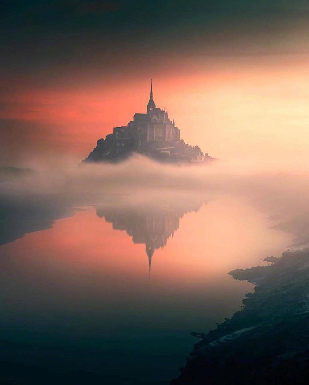 法国 圣米歇尔山 一座孤独而神秘的孤岛 全网搜