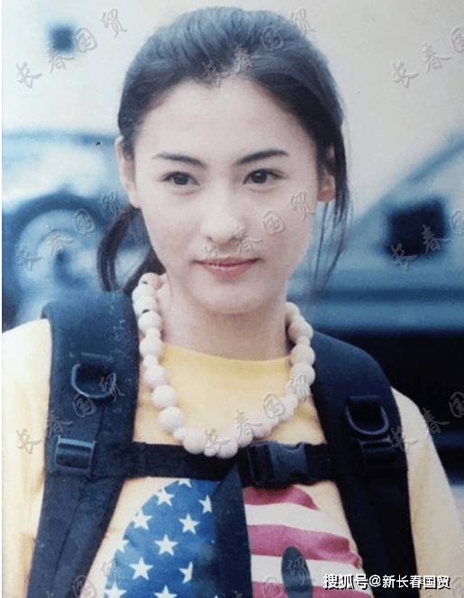 张柏芝青涩旧照曝光,甜美可人正值颜值巅峰_马尾