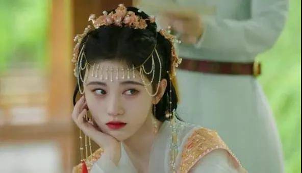 曾舜|《嘉南传》首播热度高，口碑却两极分化，原来是因为鞠婧祎妆容？