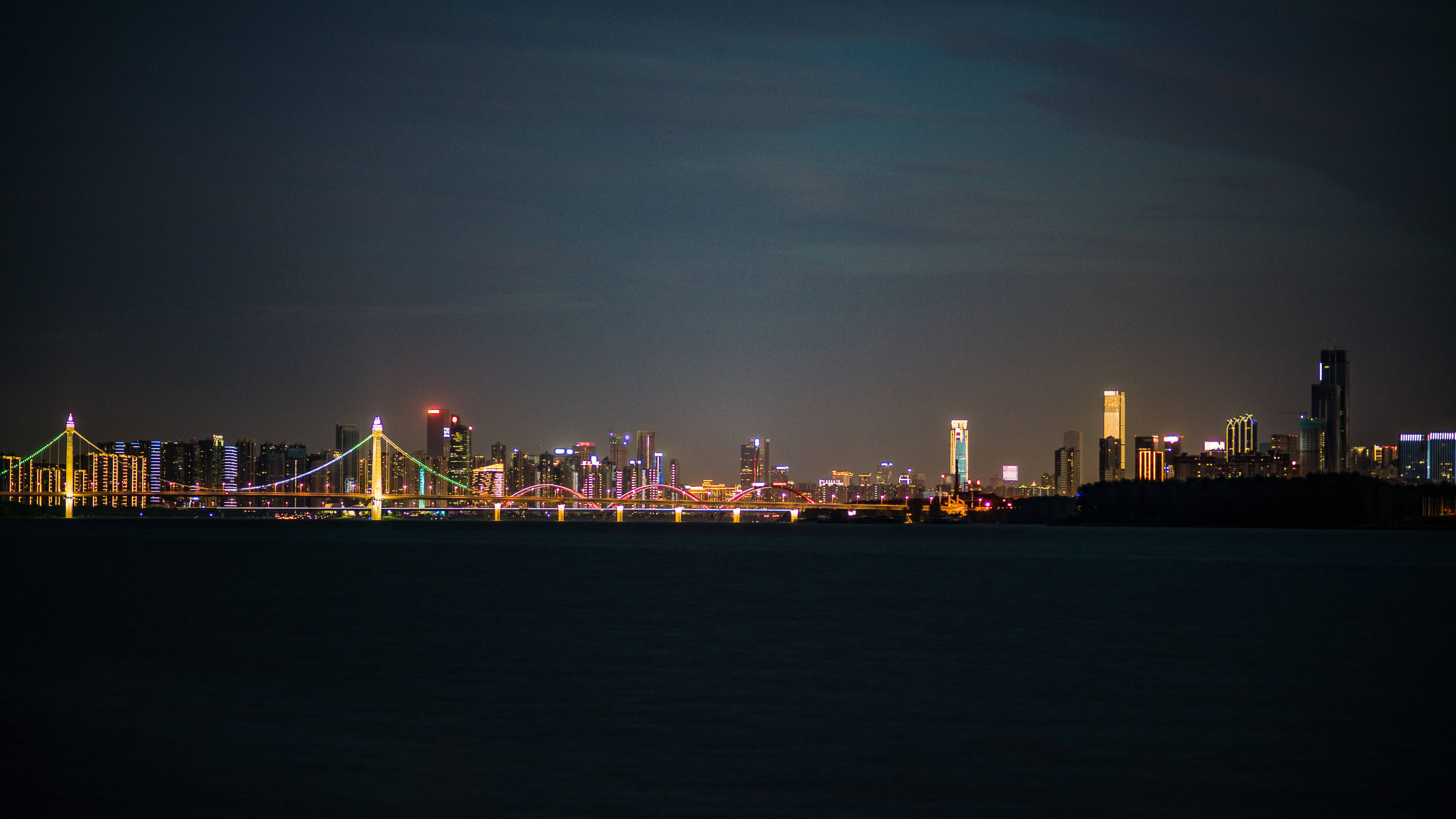 星光之城第二季云端上的湘江在长沙橘子洲发布