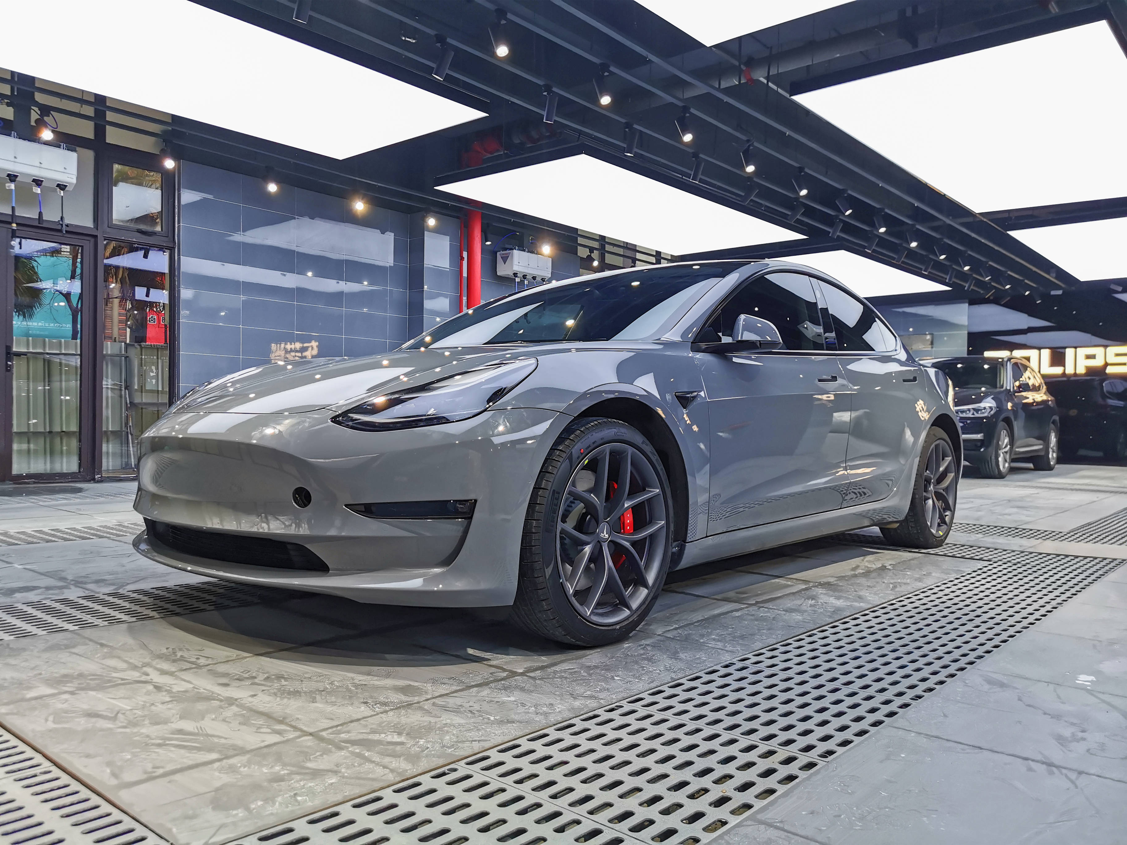 特斯拉 model 3改色一波!_搜狐汽车_搜狐网