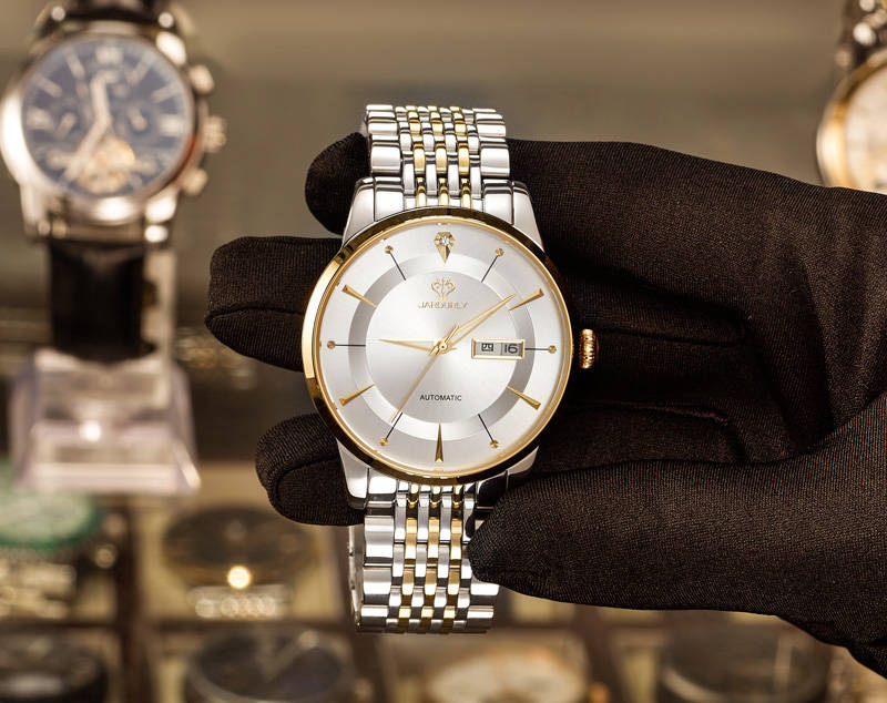 捷勒奢表百年传承以工艺著称的瑞士腕表品牌