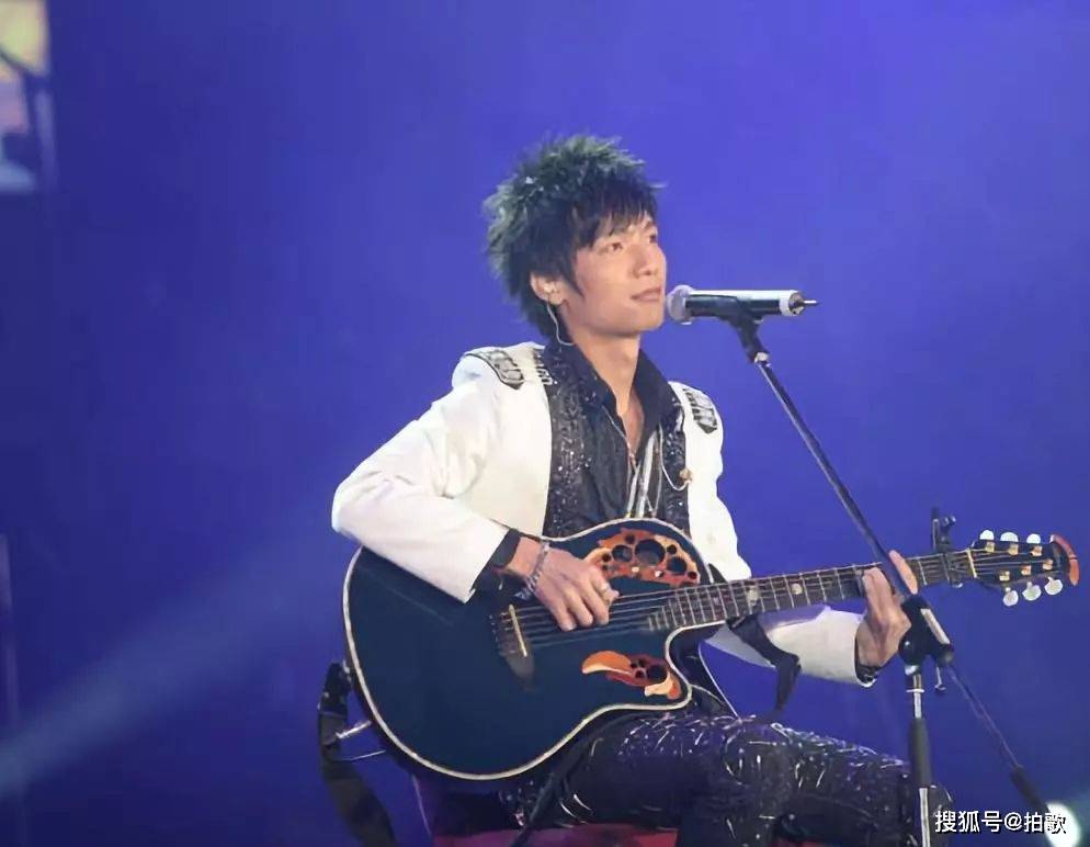 观点评论|魏晨和俞灏明合唱《我最闪亮》，时间拉回07年，这些歌曲还记得吗