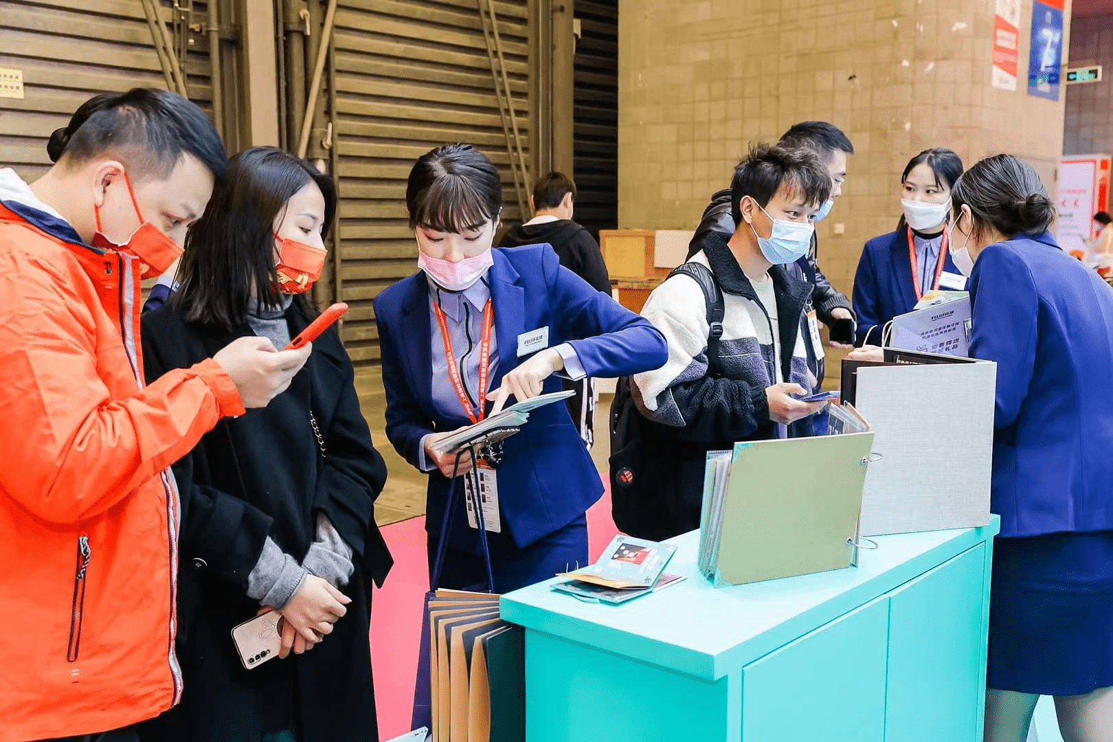 定制完美色彩解决方案 富士胶片亮相上海国际连锁加盟展览会
