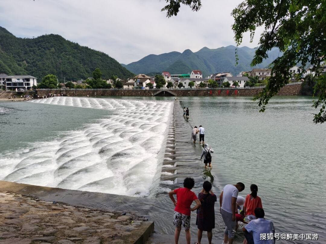 原创探访富阳龙鳞坝景区,一个比较热门的小众景点,好玩还免费