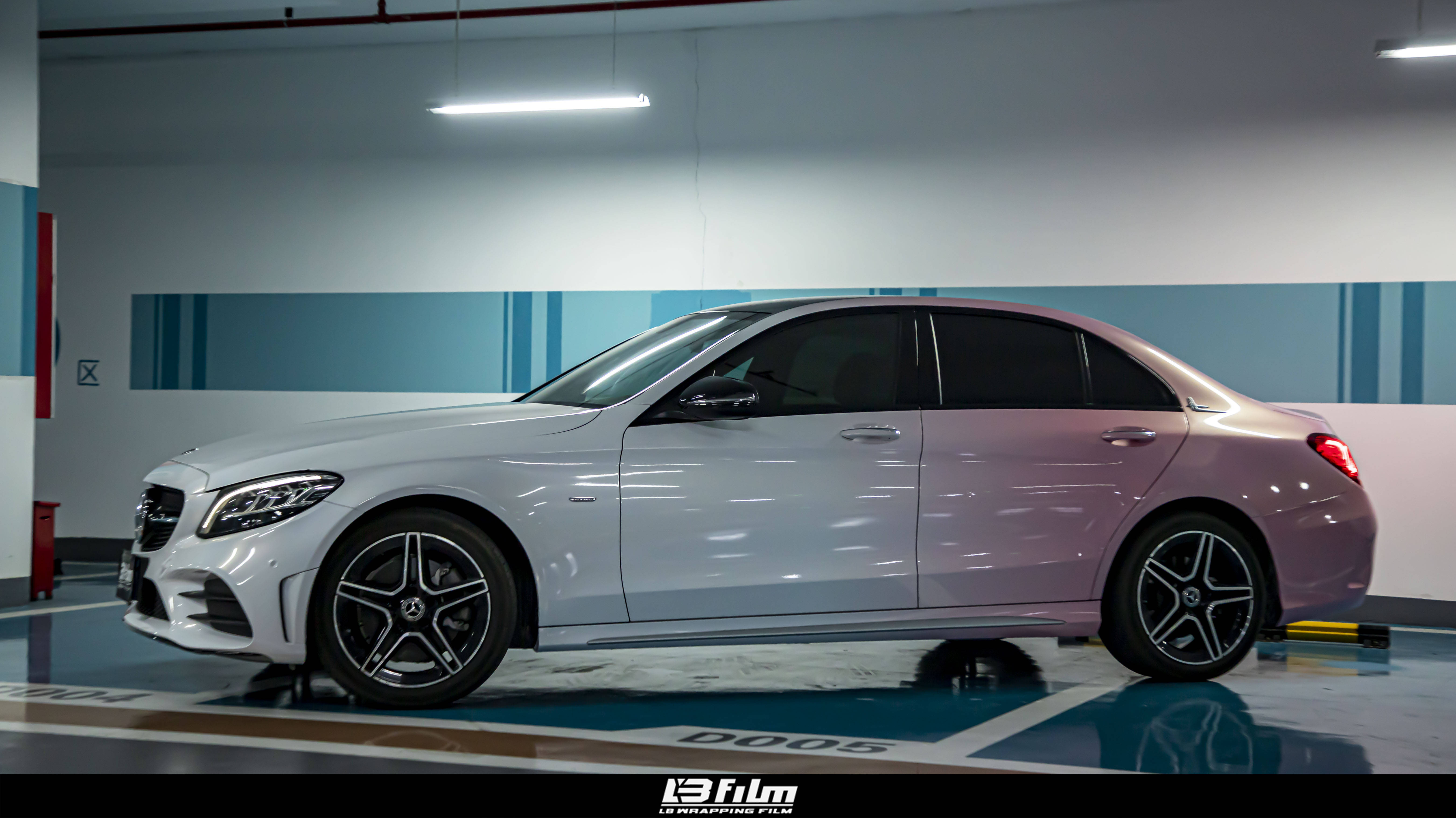 lbfilm改色膜lb镭射渐变喷绘膜奔驰c260l