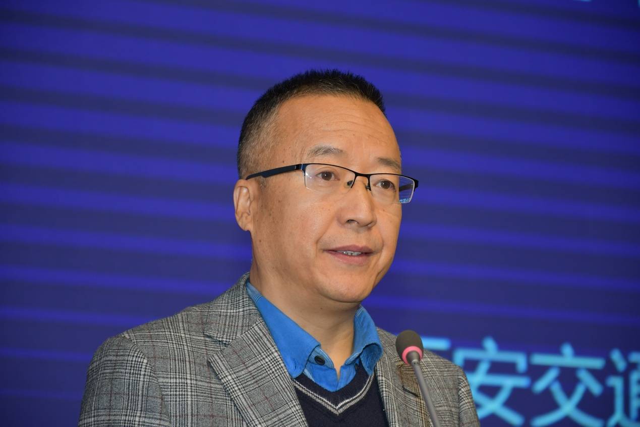 医工结合重大创新！世界首台30W蓝激光手术设备研制成功并投入临床使用