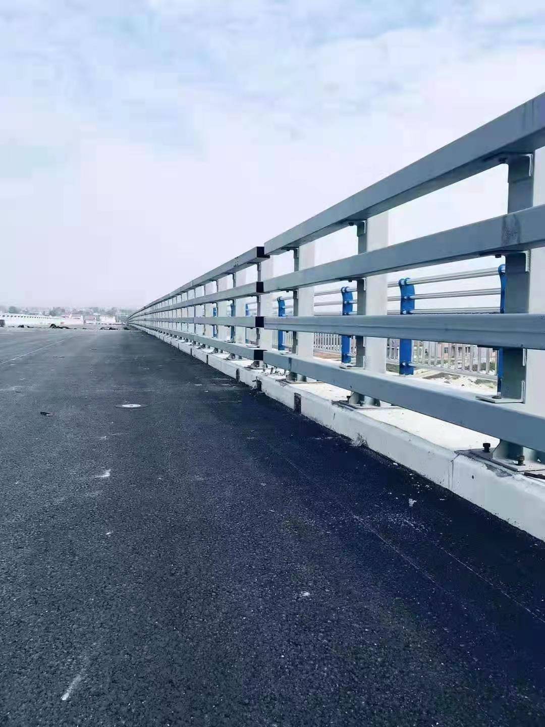 桥梁护栏厂家河道护栏厂家桥梁防撞护栏厂家不锈钢复合管护栏厂家