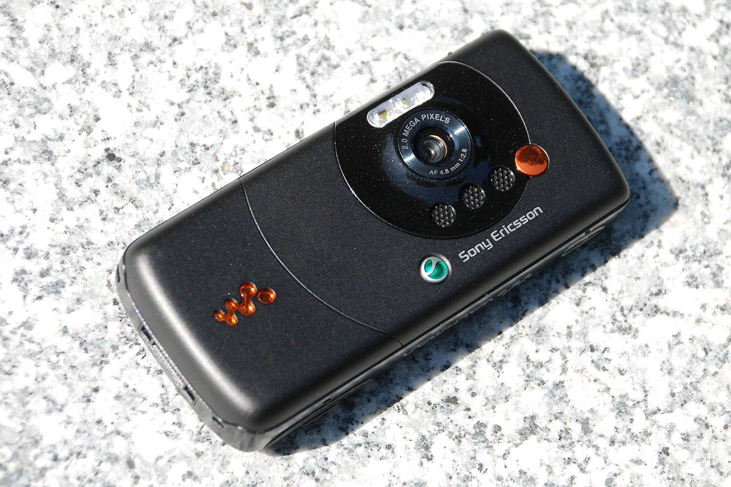 walkman是一代人的情怀 回顾索尼爱立信w810c_手机_音乐_的设计