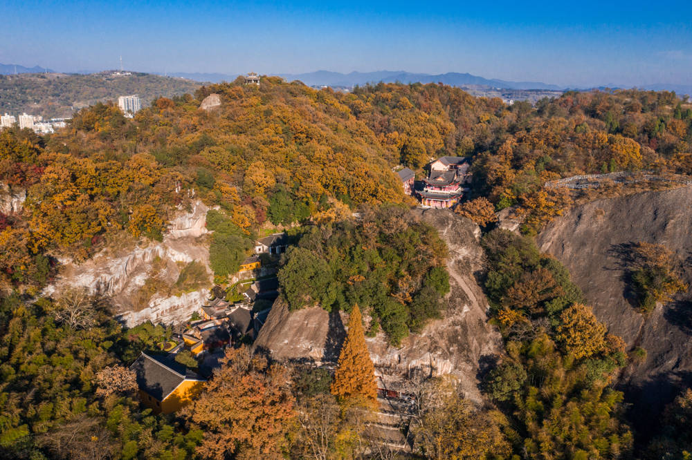 石窟|浙江有一处山水秘境，被誉中国山水诗画发祥地，李白曾三次到访