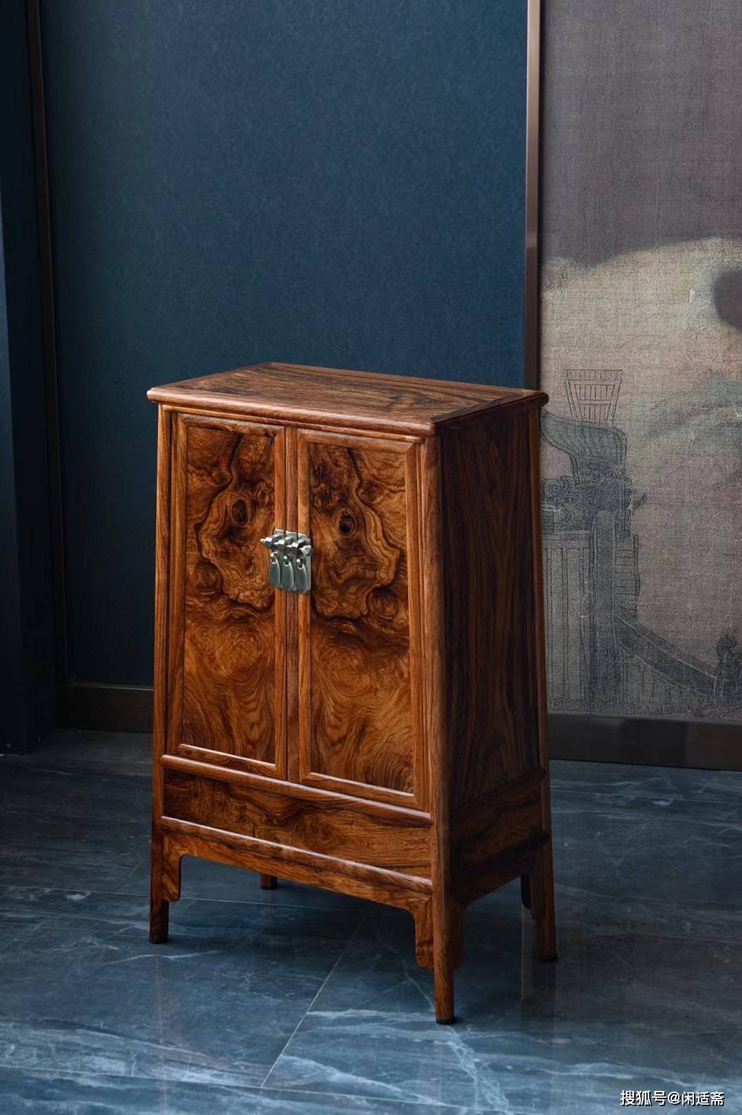 原创气度不凡珍藏级黄花梨圆角柜成对