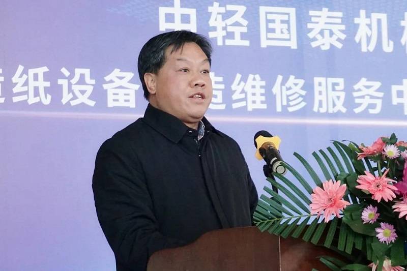 市经济技术开发区工委副书记,管委会主任随后,谢春生主任,许淞副主任