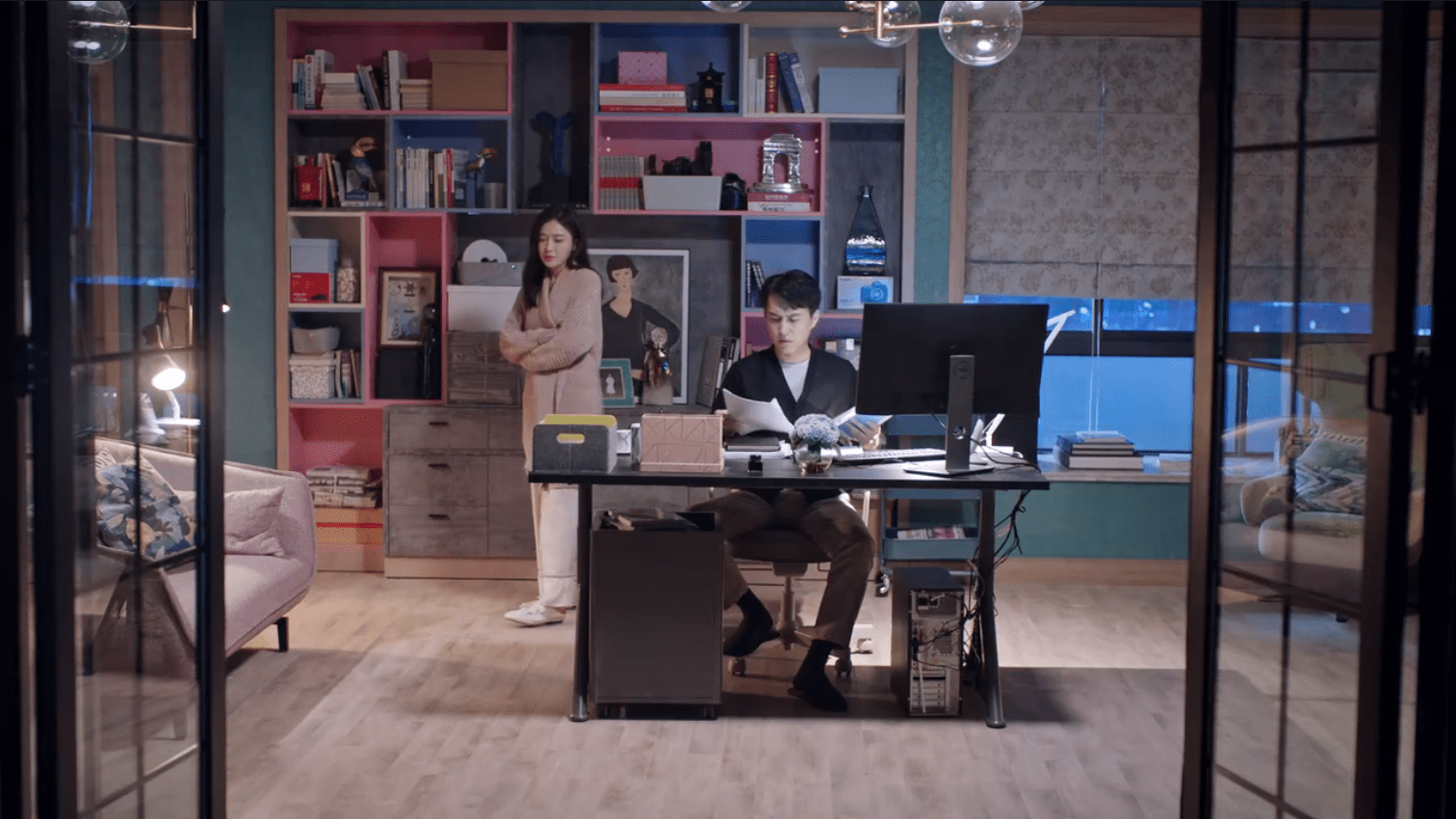 突围齐本安靳东国企董事长的家是什么风格