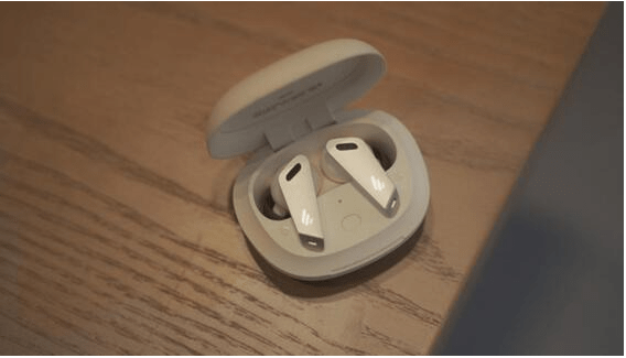 性价比比较高的蓝牙耳机有哪几款？性价比高的蓝牙耳机推荐