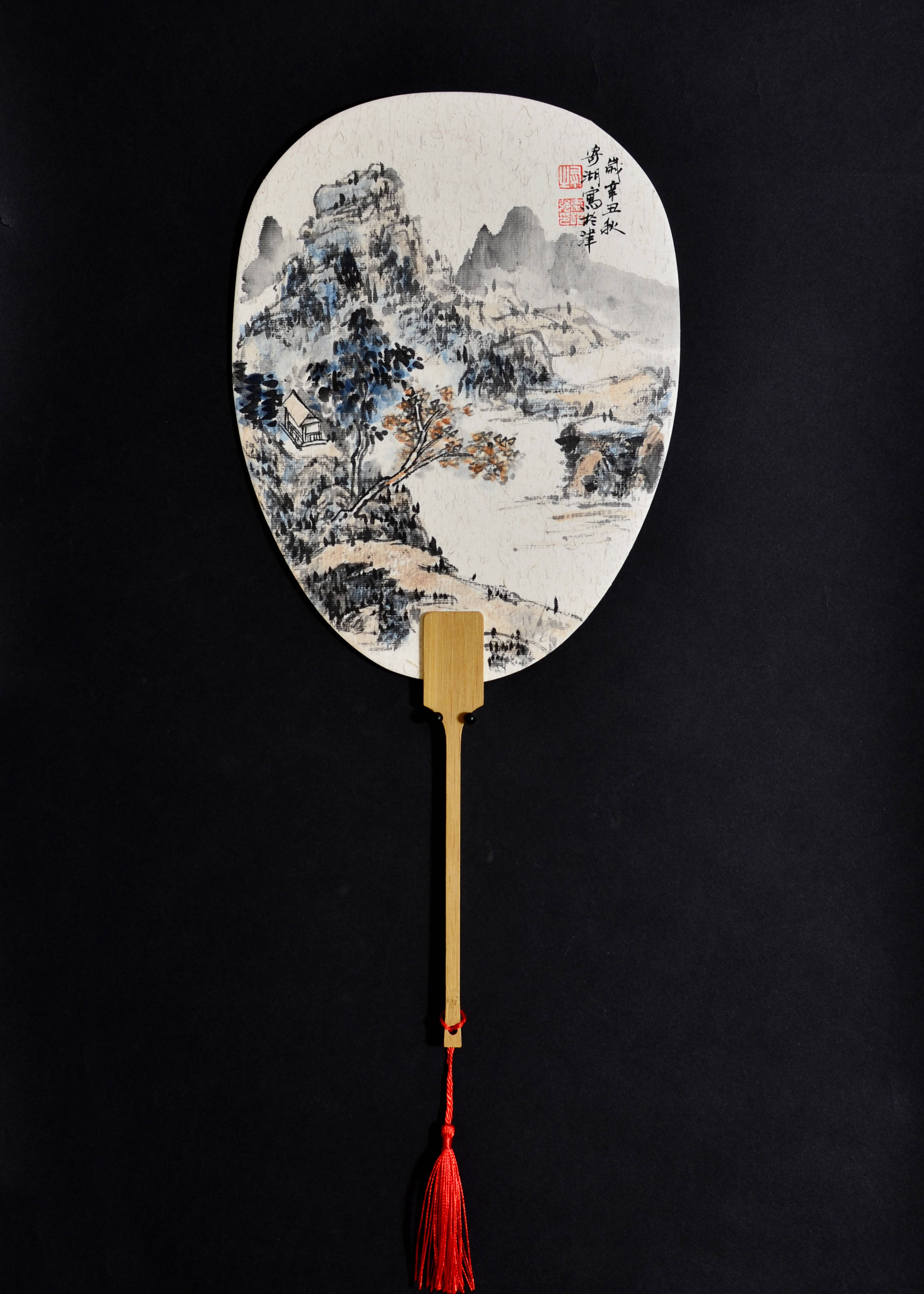 塔影清风:秦跃强扇画收藏展在塔影书苑举行