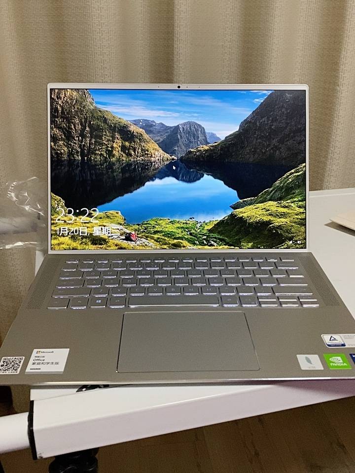 斩蓝屏护眼,evo高性能高颜值,设计师的戴尔灵越7400 2k合金本