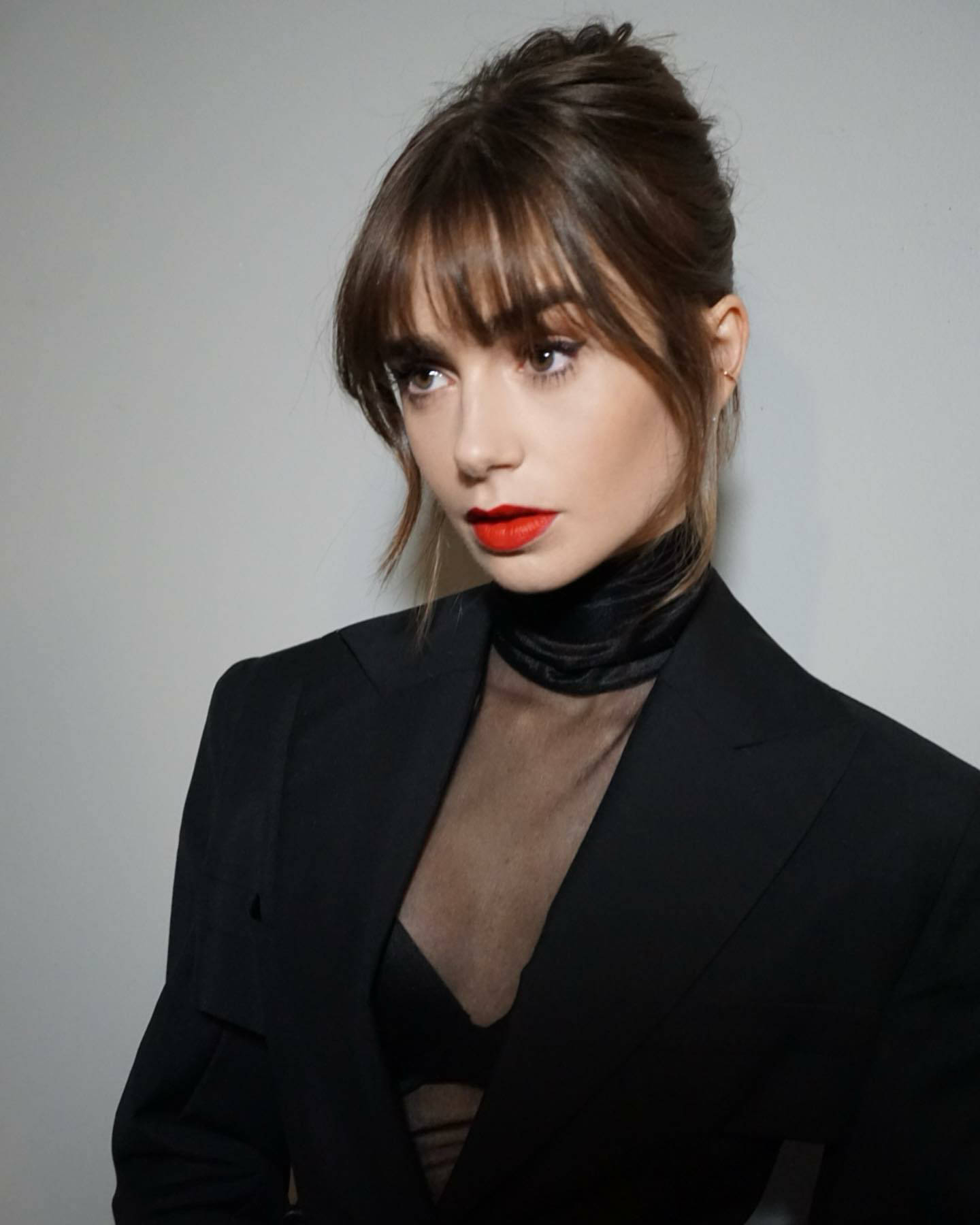 美女图莉莉柯林斯