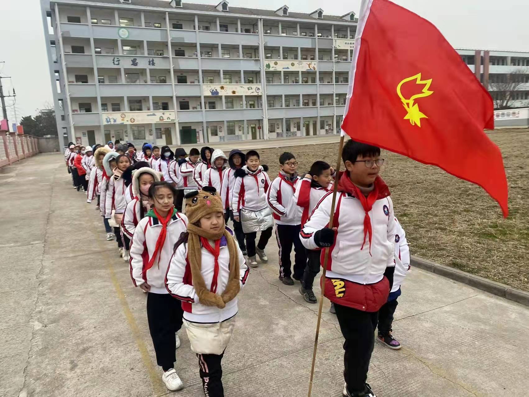 青心陪伴守望成长宝应桃园小学北校区牵手希望村塾