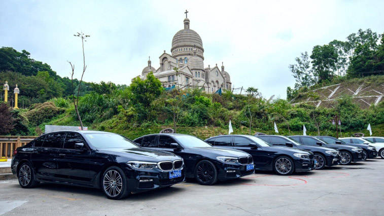 岳阳宝马5系车友会岳阳宝马5系微信群时光会走远影像会长存