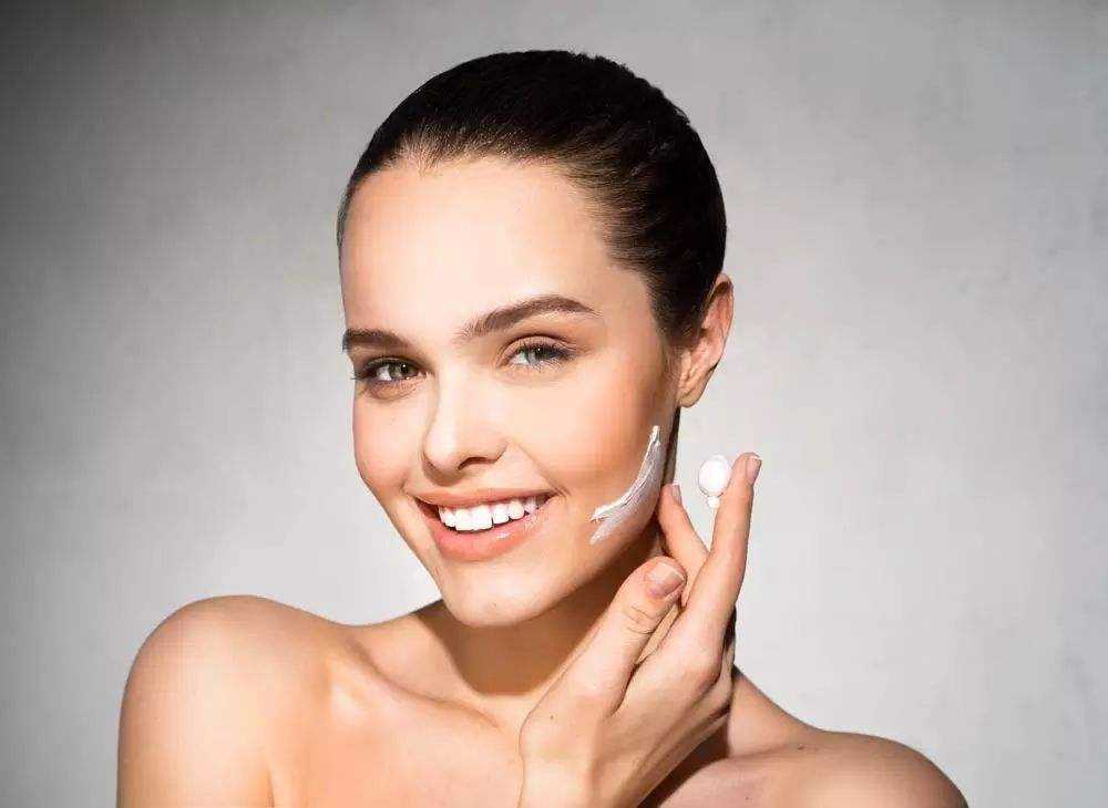 知识科普真相丨化妆前妆前乳一定要用？