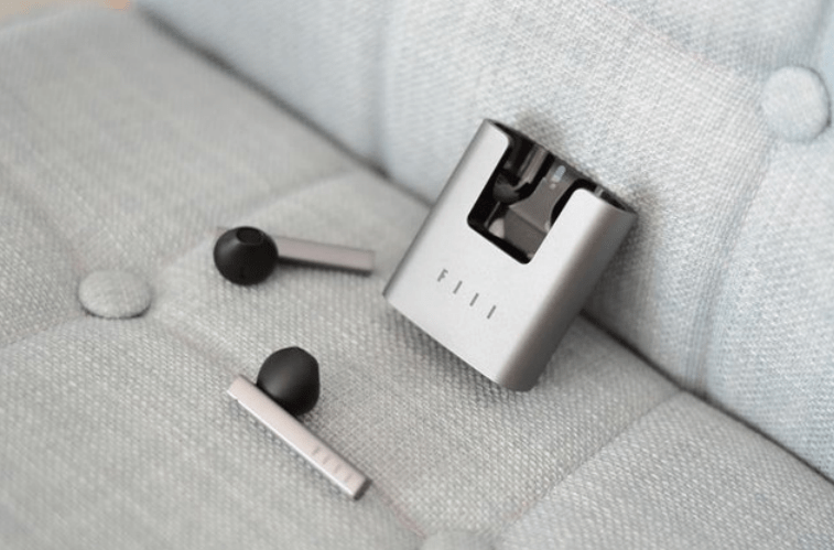 2022新年礼物送什么给女朋友？高颜值蓝牙耳机推荐