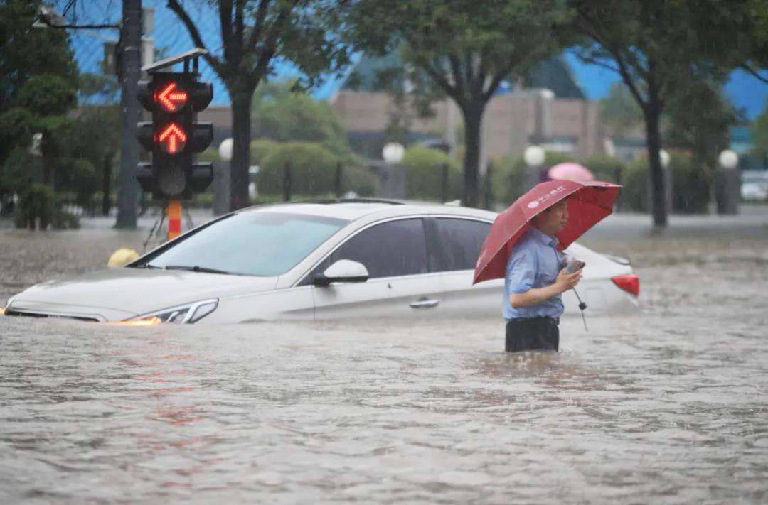 什么时候才下大暴雨 b7431f332a7a434c8aa0b60d67d65e67.jpeg