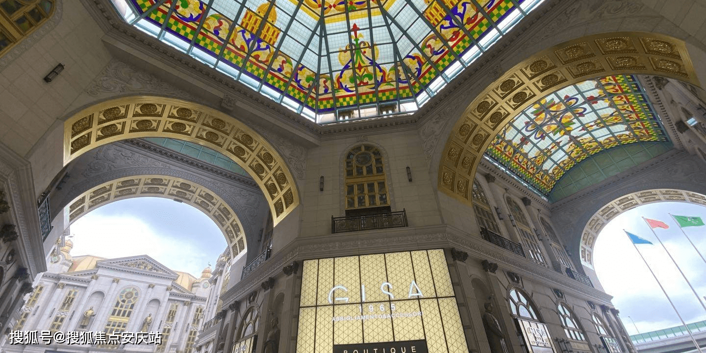 上海印象奥莱城位于上海市浦星公路567弄(地铁8号线上盖),是上海市