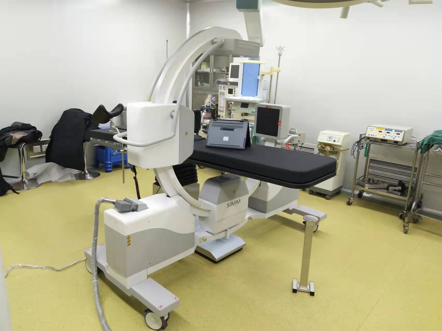 三维c型臂专用手术床无金属床身