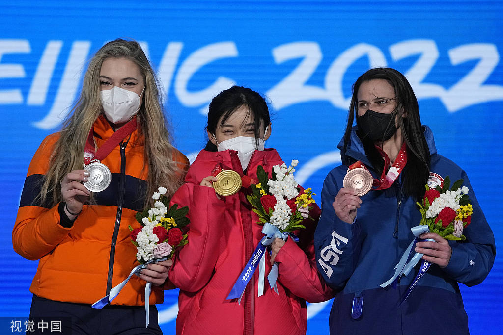 组图北京冬奥会速度滑冰女子1000米颁奖仪式
