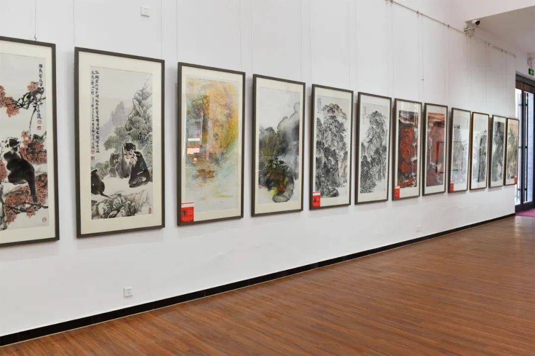 香港画院2022年迎春中国书画作品展在北京一耕美术馆隆重开幕