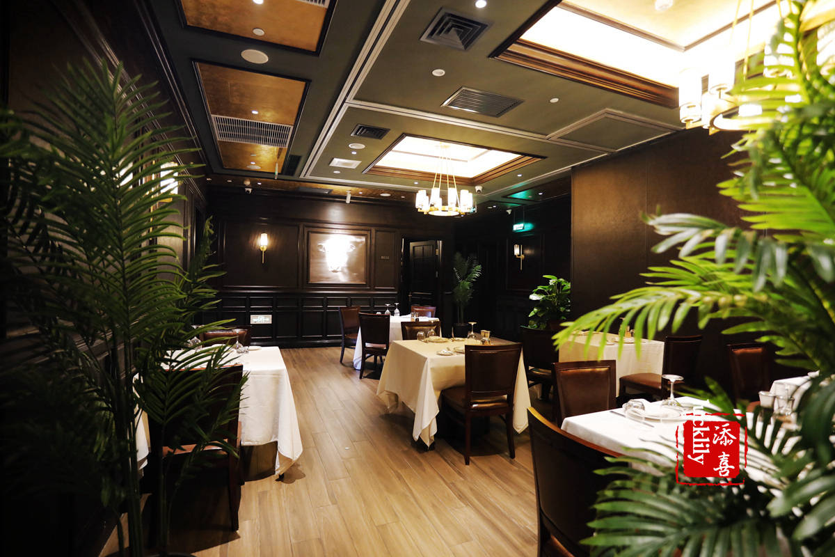 原创杭州新店沃夫冈牛排馆用了近20年的菜单非常简单但会经常光顾