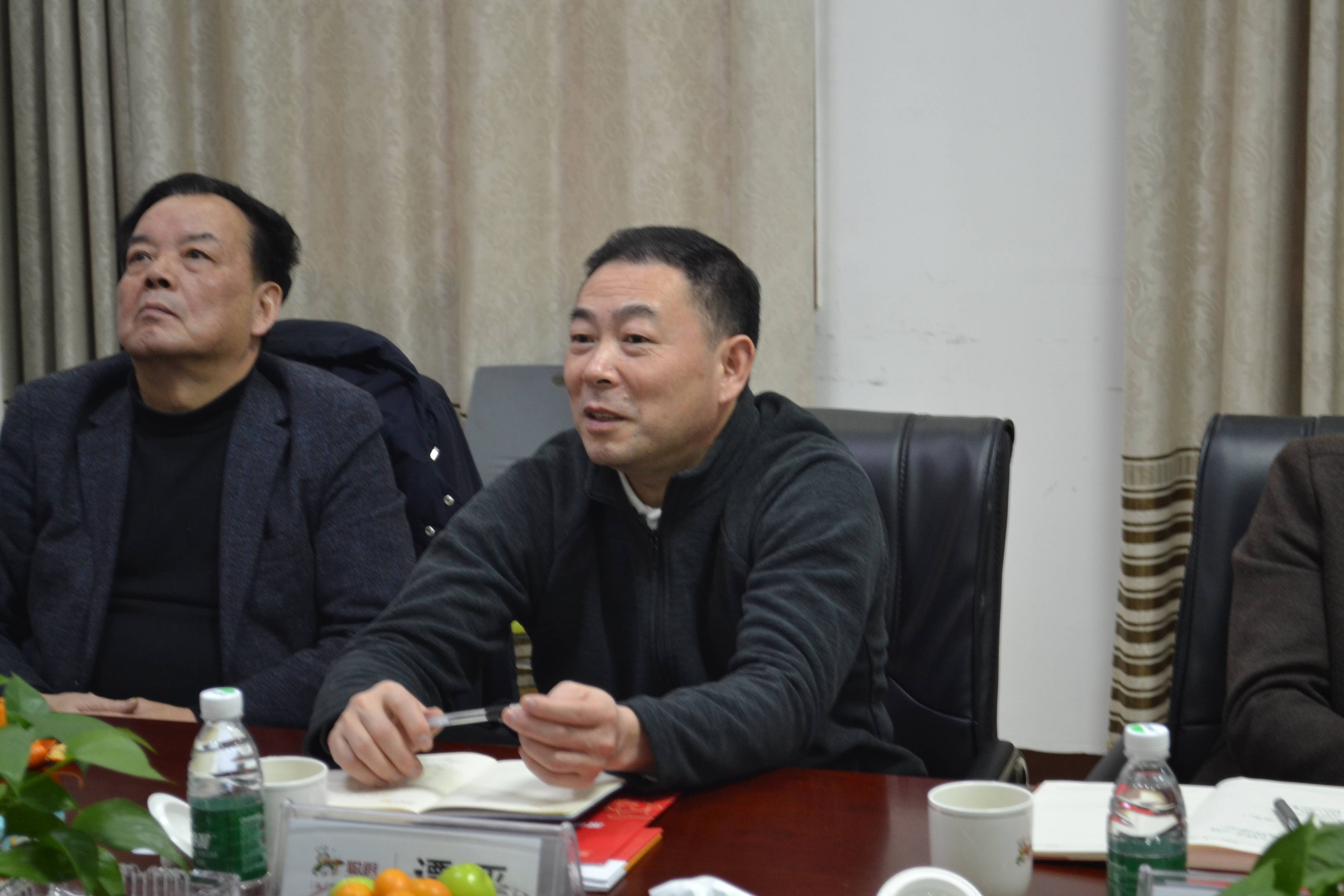 省商务厅党组副书记谭平莅临浏阳新聪厨,考察调研湘菜预制菜产业发展