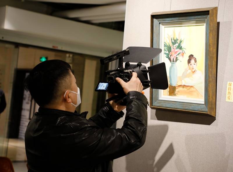 展览现场展览现场展览现场部分展出作品欣赏作者:钟晓京作者:钟晓京