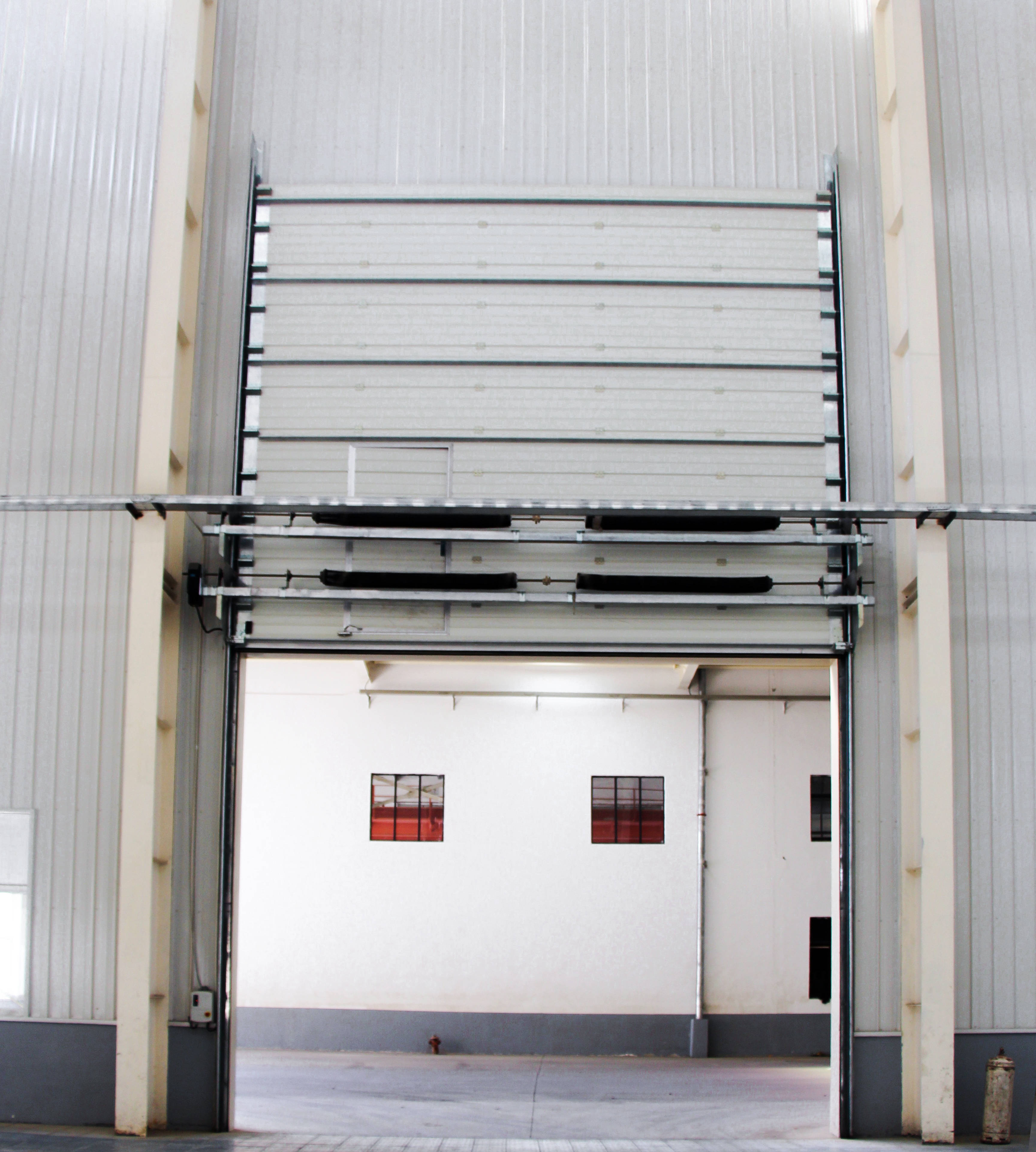 怎么样测试工业滑升门平衡系统呢