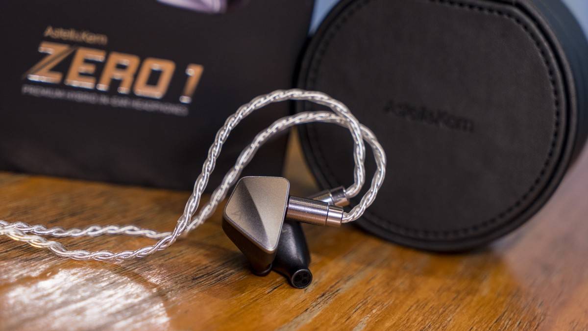 astellkernzero1耳机上手玩