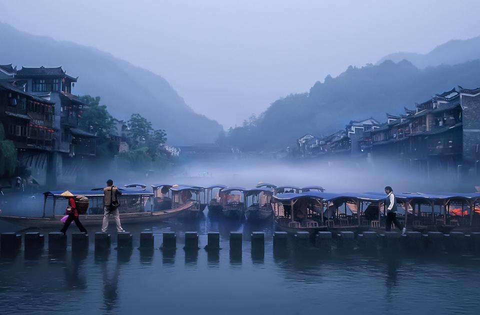 《边城》:乱世中的一个世外桃源,恬静而且美好_爷爷_小城_辰州