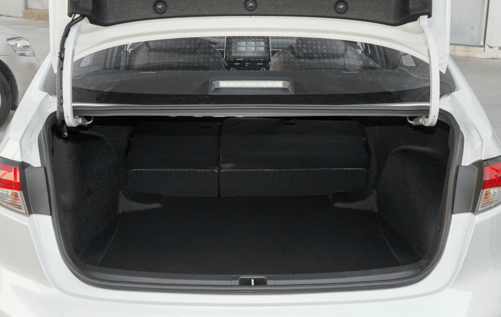 22款雷凌1.2t版车型 后备箱空间大家觉得1.2t的雷凌怎么样?