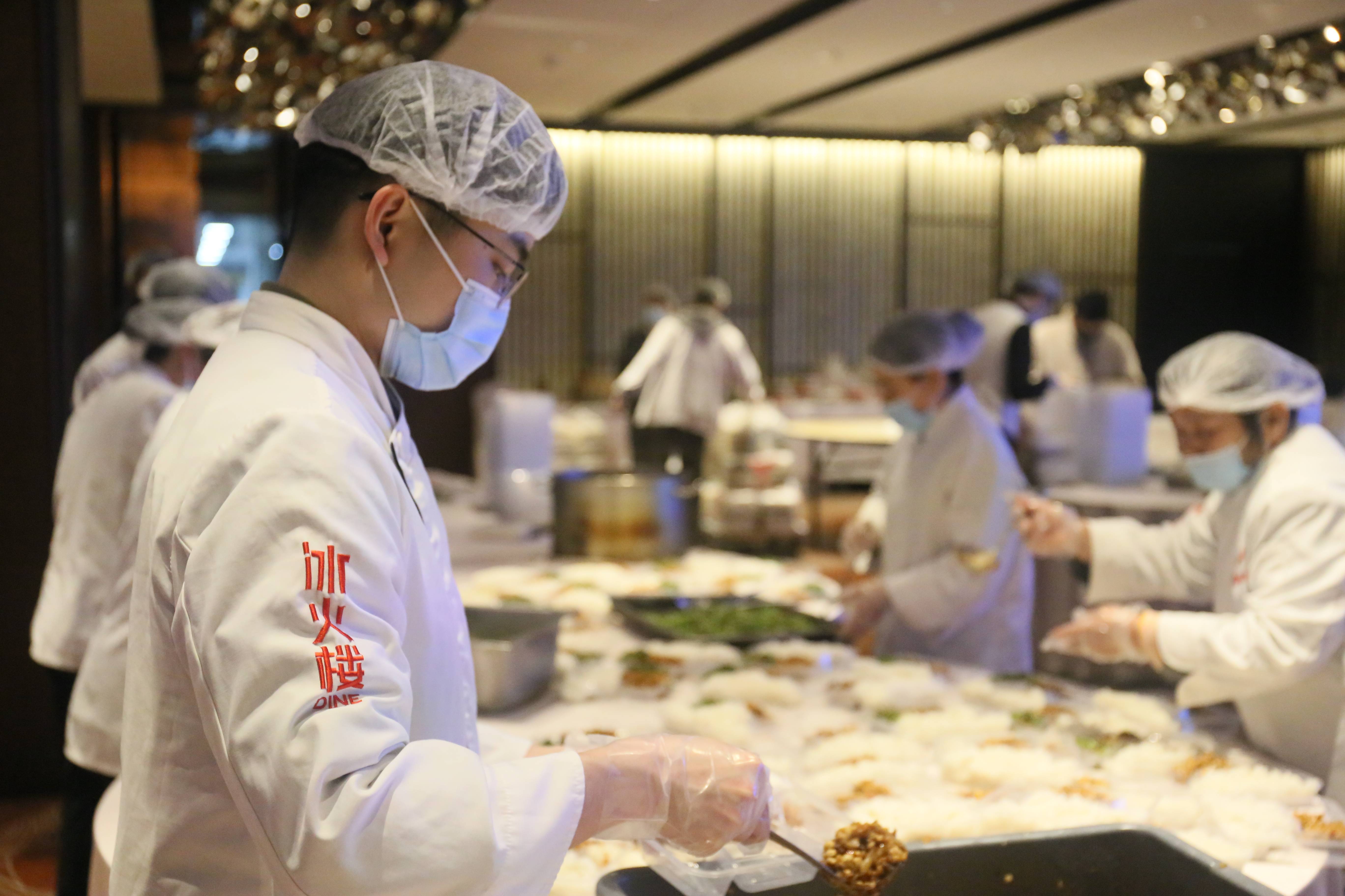 新一轮疫情下的湖南餐饮业下滑超70%,形势严峻