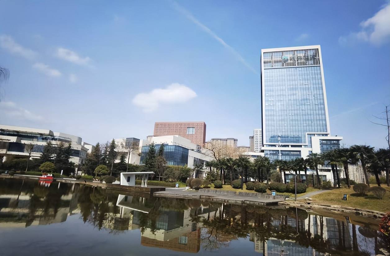 西安软件新城坐拥8万方云水公园科技研发企业的不二之选