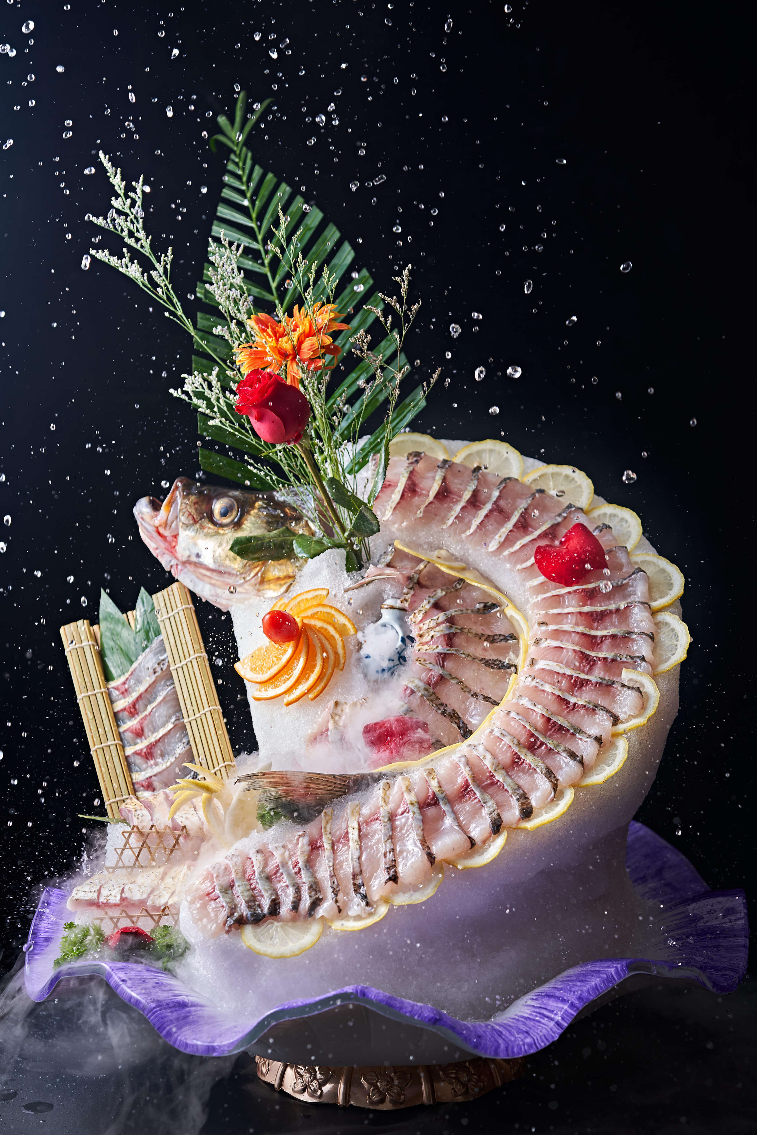 重庆餐饮名店三峡船说活鱼盛宴鱼火锅吃鱼新高度新境界