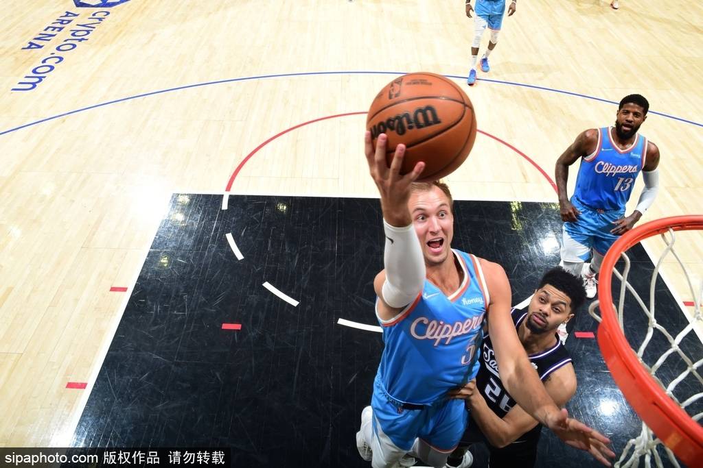 惊险逆转湖人挺进西部前四