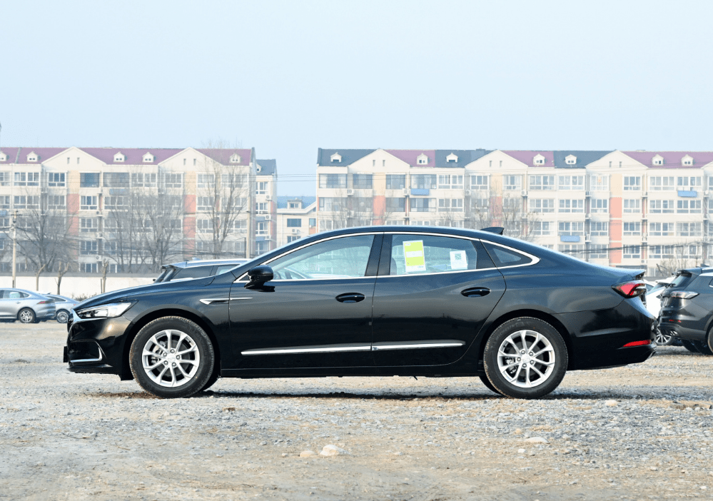 原创22款15t别克君越不值得买没有性价比具体分析后你就明白了